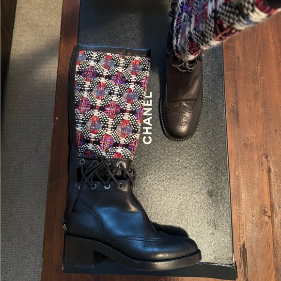 Chanel combat open ankle knitted boots - Picture 2 of 3